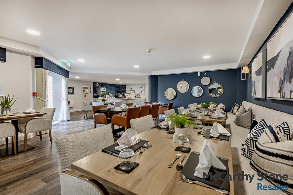 8683764-interior02-800.jpg