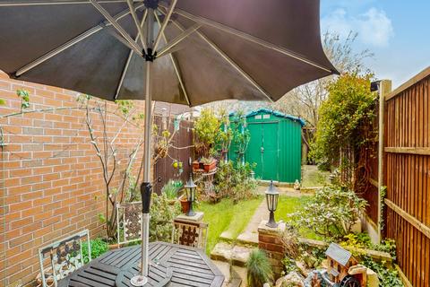 2 bedroom terraced house for sale, Northolt, Greater London UB5