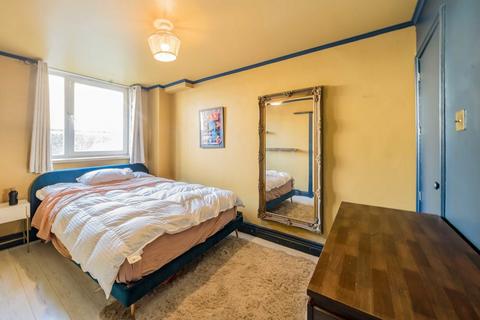 1 bedroom flat for sale, Pardoner Street, London SE1