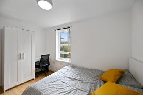 undefined, 198 Broomhall Street