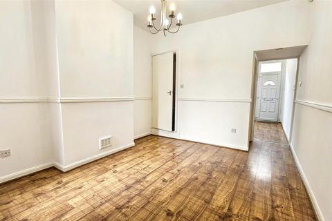 2 bedroom terraced house for sale, Henton Road, Leicester