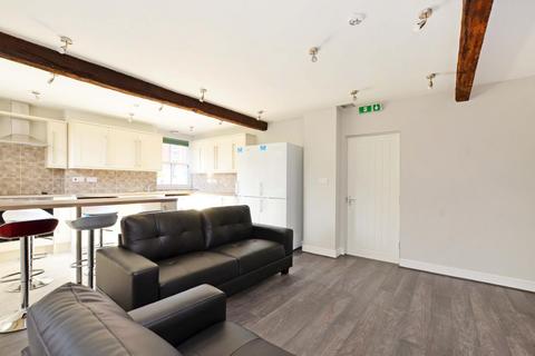 undefined, 2, 100 A Matilda Street