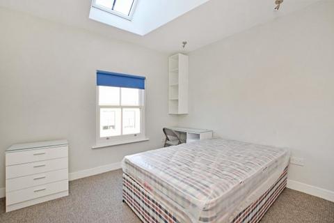 undefined, 2, 100 A Matilda Street