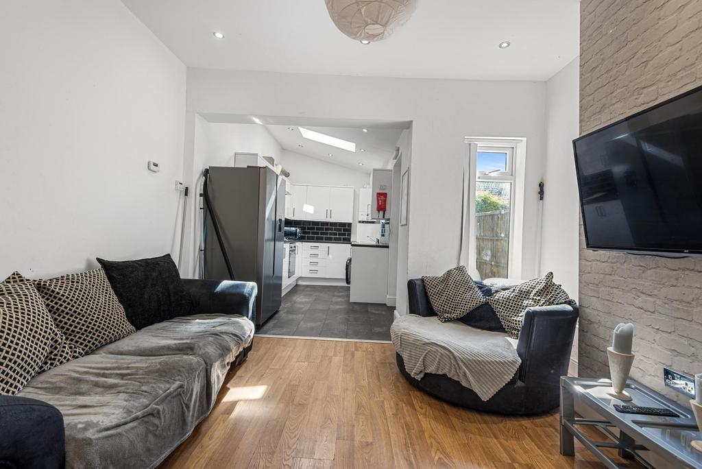 Shoreham-street-s2-4fa-1046743