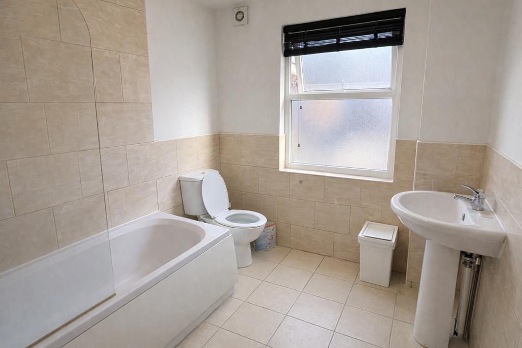 Pinner-road-s11-8ug-1047974