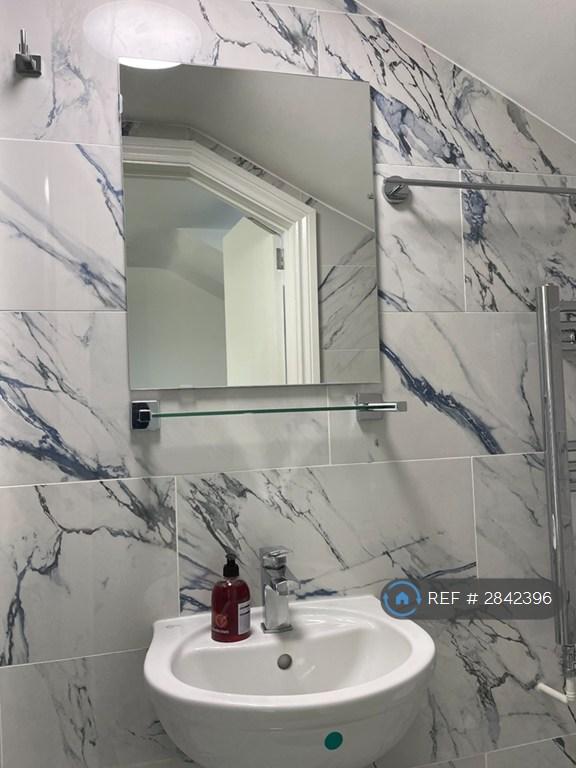 Ensuite Bathroom