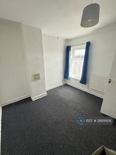 4 bedroom terraced house to rent, Convamore Road, Grimsby, DN32
