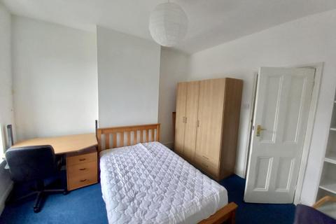 4 bedroom house share to rent, Beehive Road