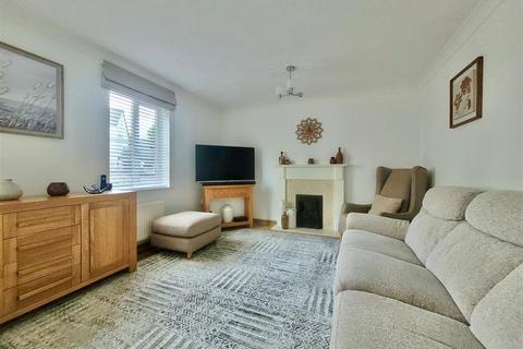 undefined, Triumphal Crescent, Plymouth PL7