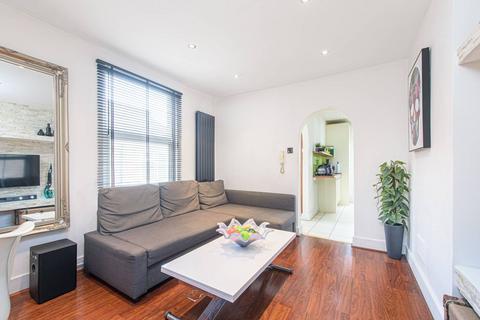 2 bedroom flat for sale, Cricklewood Lane, Child's Hill, London, NW2