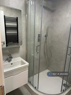 Studio to rent, Akenside Road, London, NW3