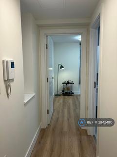 Studio to rent, Akenside Road, London, NW3