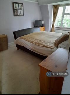 1 bedroom in a house share to rent, Harvey Road, Northolt, UB5