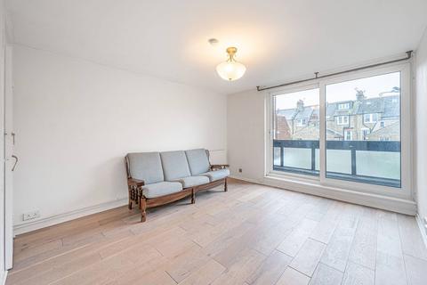 3 bedroom flat to rent, Dyne Road, Brondesbury, London, NW6