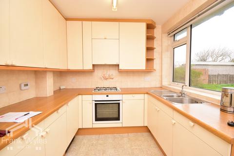4 bedroom detached bungalow for sale, Edwinstowe Road,Ansdell, Lancashire