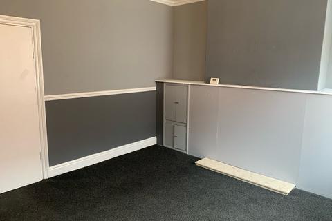 undefined, Victoria Grove, Leeds, LS9