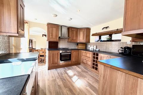 5 bedroom house to rent, Church Lane, Stratford-upon-Avon, CV37