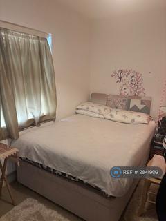 1 bedroom in a house share to rent, Norbury Avenue, Thornton Heath, CR7