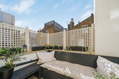 2 bedroom flat for sale, Dynham Road, West Hampstead, London, NW6