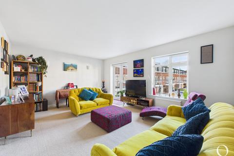 4 bedroom townhouse for sale, Portarlington Close, Westbourne