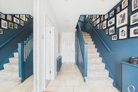 undefined, Enfield Avenue, Oakdale