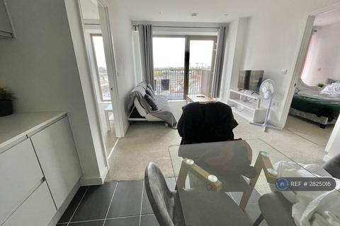 2 bedroom flat to rent, Block B, Salford, M5
