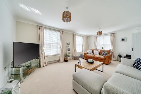 4 bedroom semi-detached house for sale, St. Josephs Field, Taunton