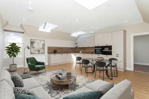 4 bedroom semi-detached house for sale, The Coach House, 70 Kingston Avenue, Edinburgh, EH16 5SW