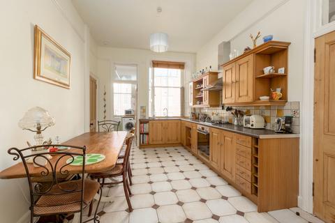 2 bedroom flat for sale, 73/4 Falcon Road, Morningside, Edinburgh, EH10 4AS