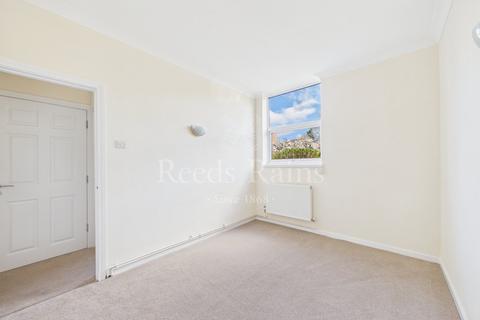 1 bedroom apartment to rent, Gorringe Avenue, Dartford DA4