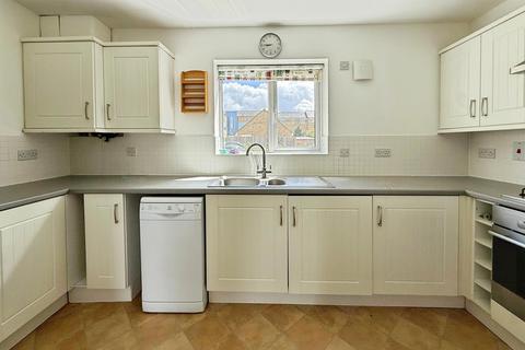 2 bedroom flat to rent, Topper Street, CAMBRIDGE, CB4