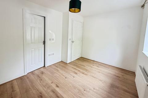 2 bedroom flat to rent, Topper Street, CAMBRIDGE, CB4