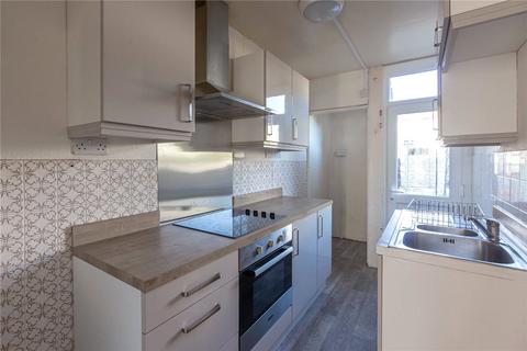 3 bedroom terraced house to rent, Sandling Avenue, Horfield, Bristol, BS7
