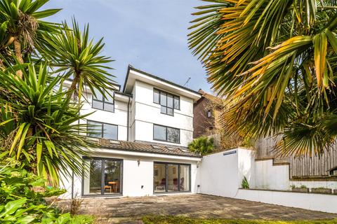 4 bedroom detached house for sale, Westhall Road, Warlingham, Surrey, CR6