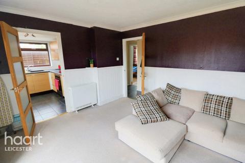 2 bedroom maisonette for sale, Beaumont Lodge Road, Leicester