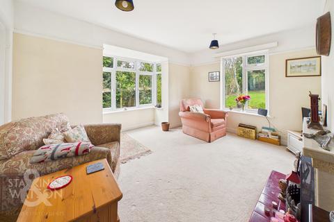 2 bedroom detached bungalow for sale, Laurel Drive, Brundall, Norwich