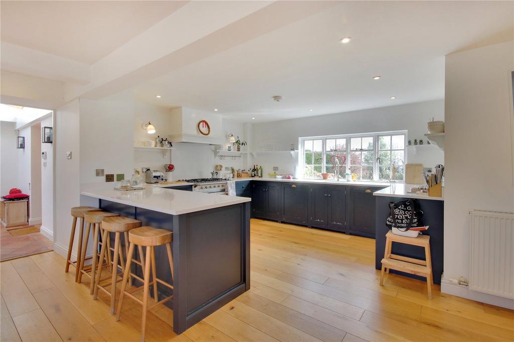 Kitchen/Breakfast