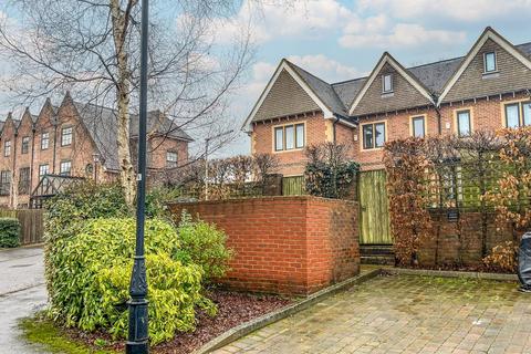 1 bedroom semi-detached house for sale, Sunny Rise, Battle, TN33