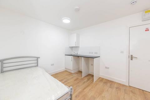 undefined, Freeland Road, Ealing, London, W5