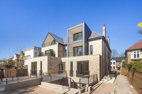undefined, Creswick Road, Acton, W3