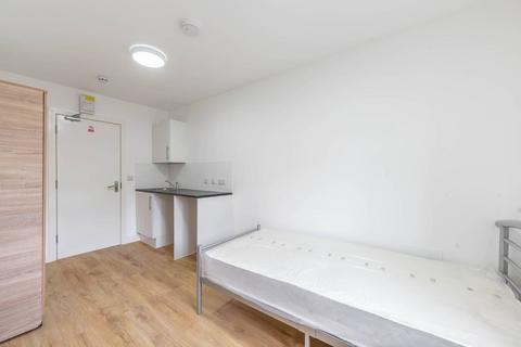 undefined, Freeland Road, Ealing, London, W5