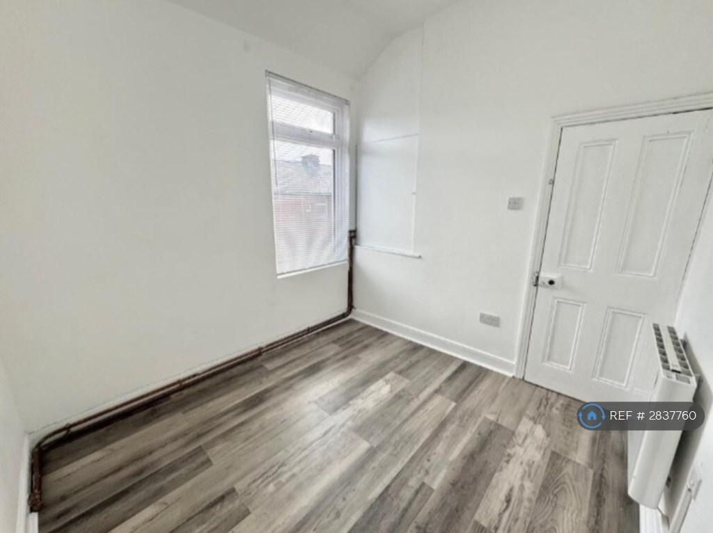 Rear Bedroom