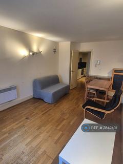 1 bedroom flat to rent, Coke Street, London, E1