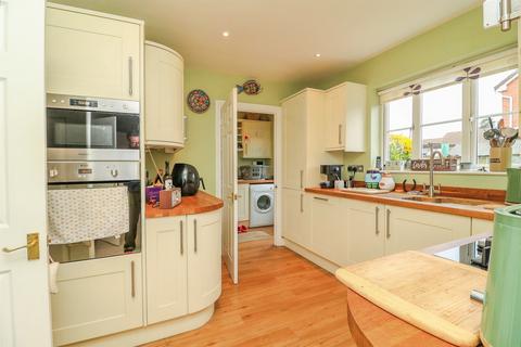 4 bedroom detached house for sale, Beaumont Road, Flitwick, Bedford