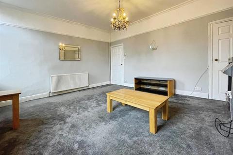 1 bedroom terraced house to rent, James Street, Bradford BD15