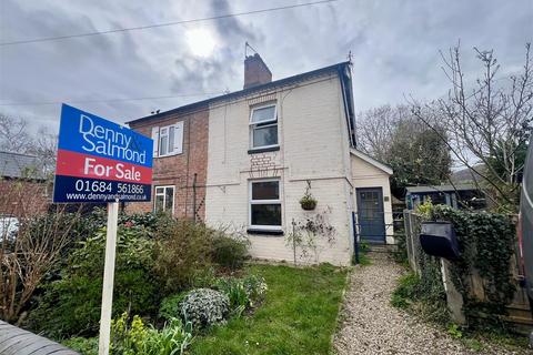 2 bedroom semi-detached house for sale, Spring Gardens, Malvern
