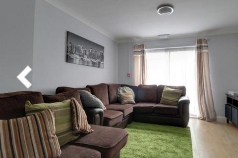 4 bedroom end of terrace house for sale, Cromwell Drive, Slough, Berkshire, SL1