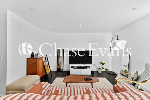 3 bedroom flat for sale, Duncombe House, 15 Royal Arsenal Riverside, Victory Parade, Woolwich, SE18