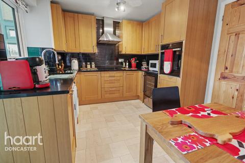 undefined, Glade View, Edenthorpe, Doncaster