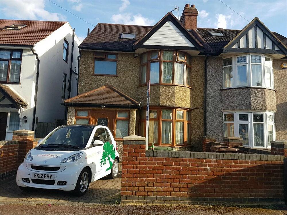 Five Bed Semi Detached House In Popular South Har